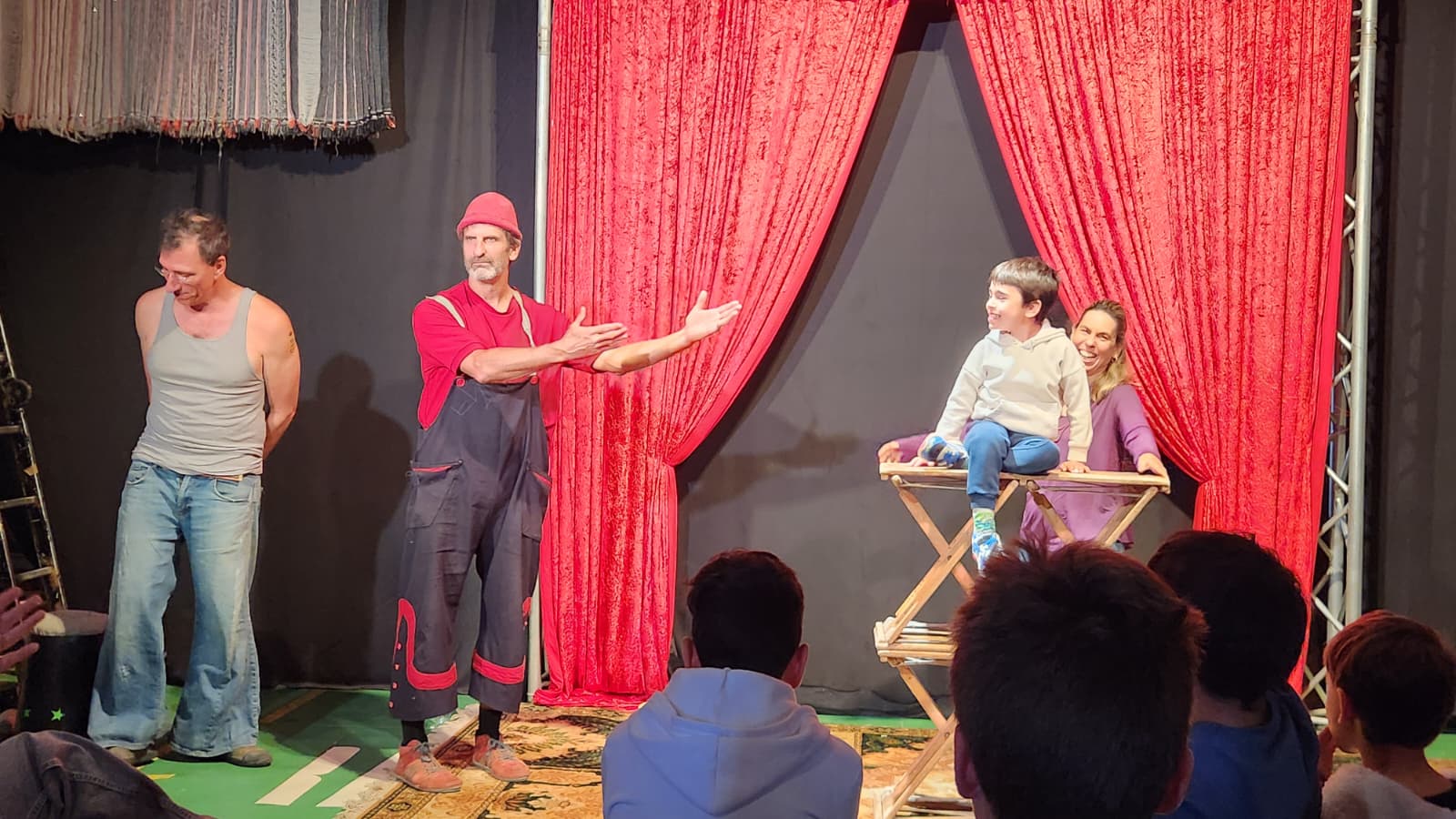 יום הולדת. באלאגן.